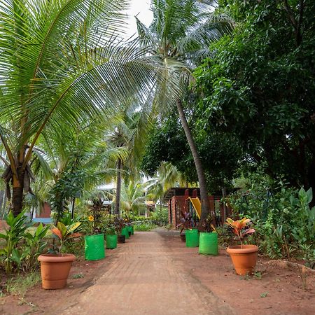 Claynest Resorts Kuttālam Buitenkant foto