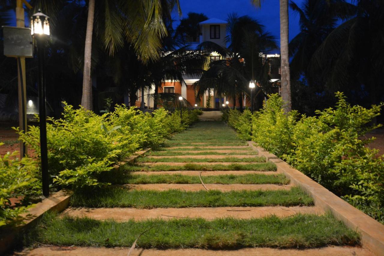 Claynest Resorts Kuttālam Buitenkant foto